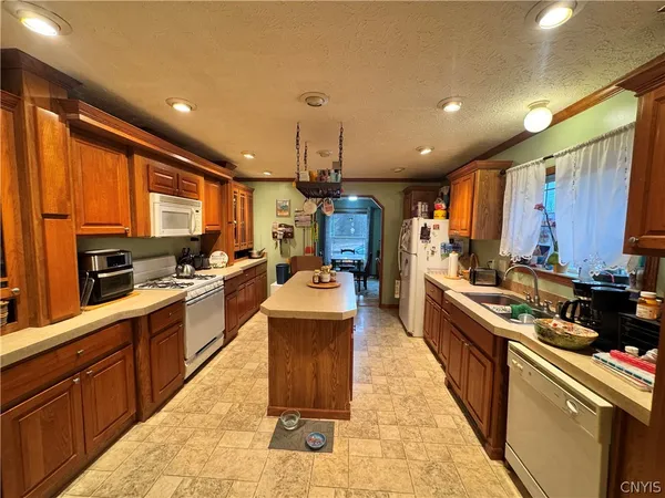 $200,000 | 43085 County Route 41, Natural Bridge, NY 13665