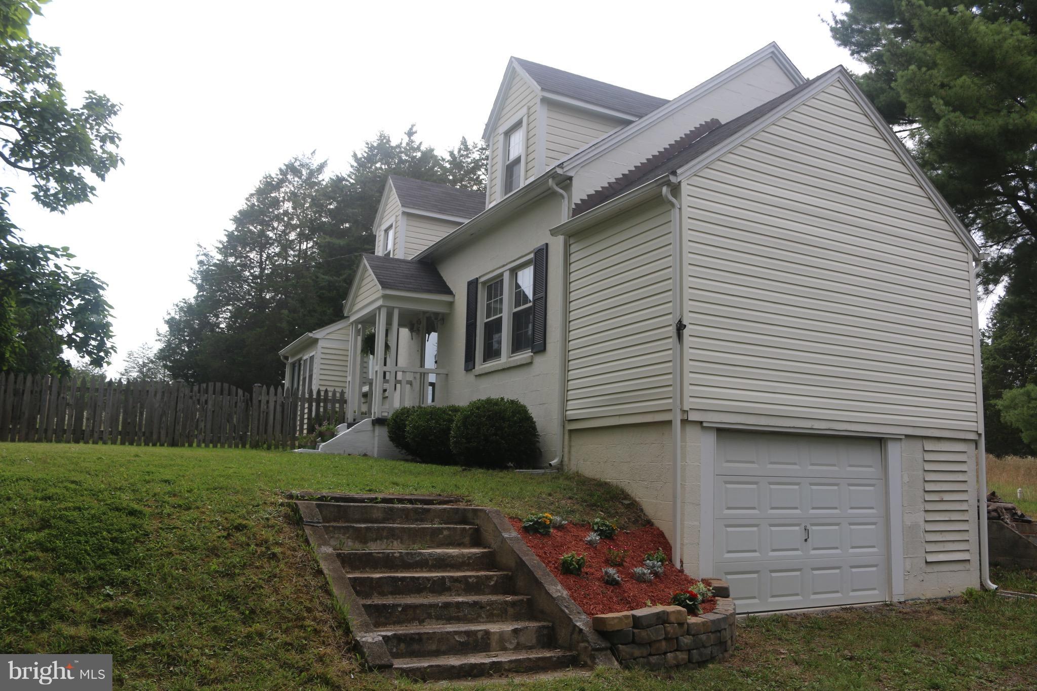 596 Back Mountain Road Winchester, VA 22602 - Photo 2 of 18 Exterior (Front)
