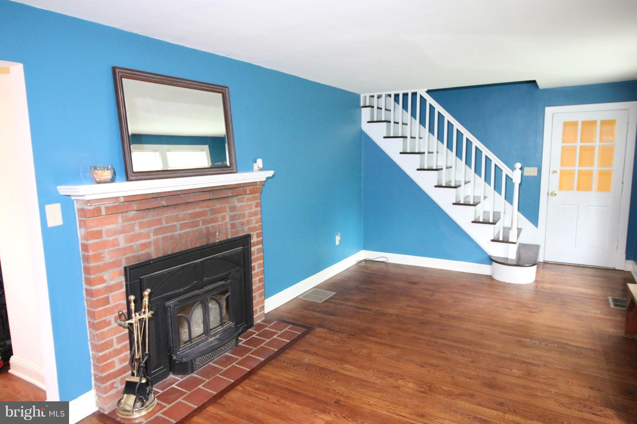 596 Back Mountain Road Winchester, VA 22602 - Photo 13 of 18 Living Room