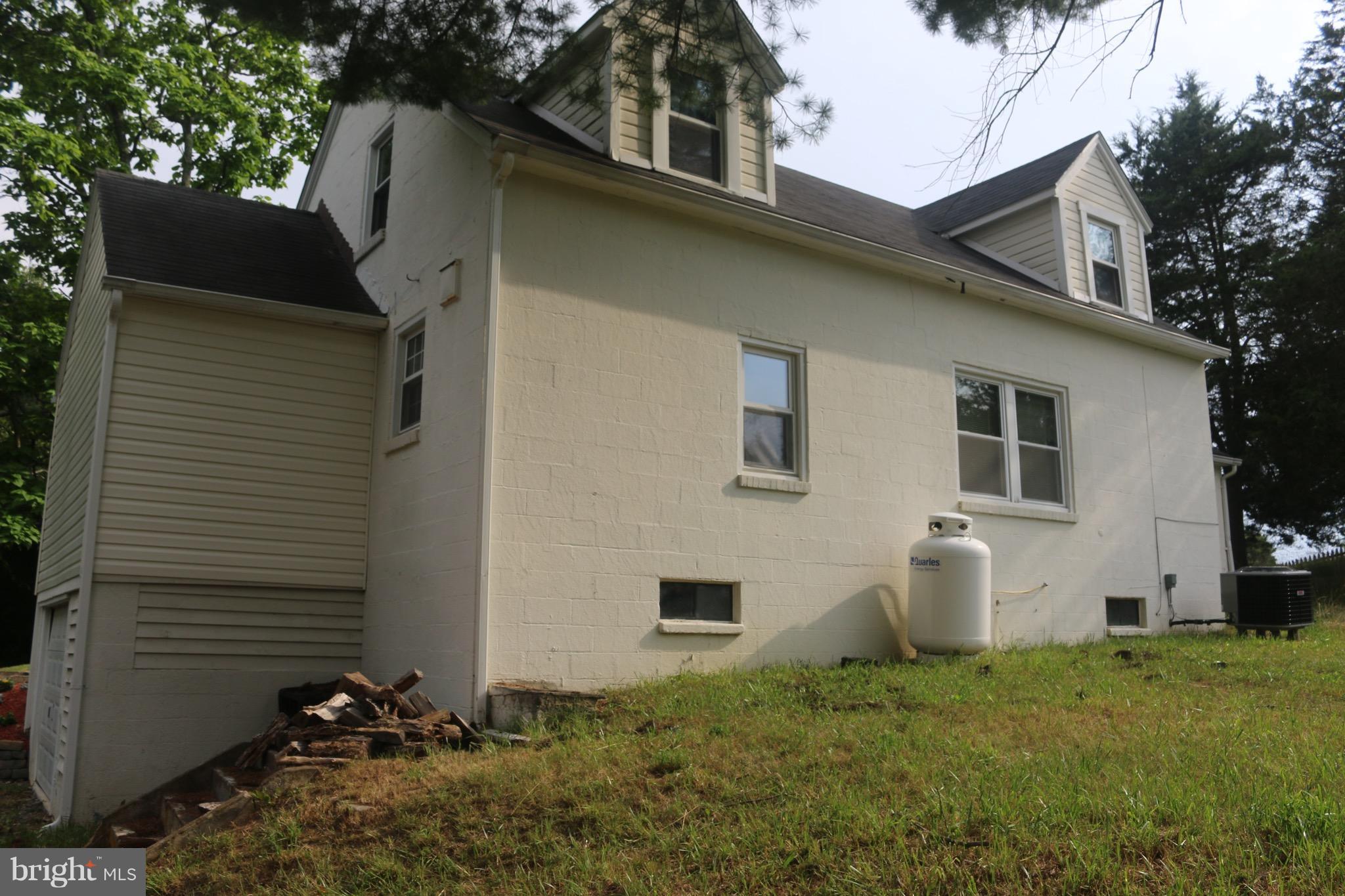 596 Back Mountain Road Winchester, VA 22602 - Photo 4 of 18 Exterior (Rear)
