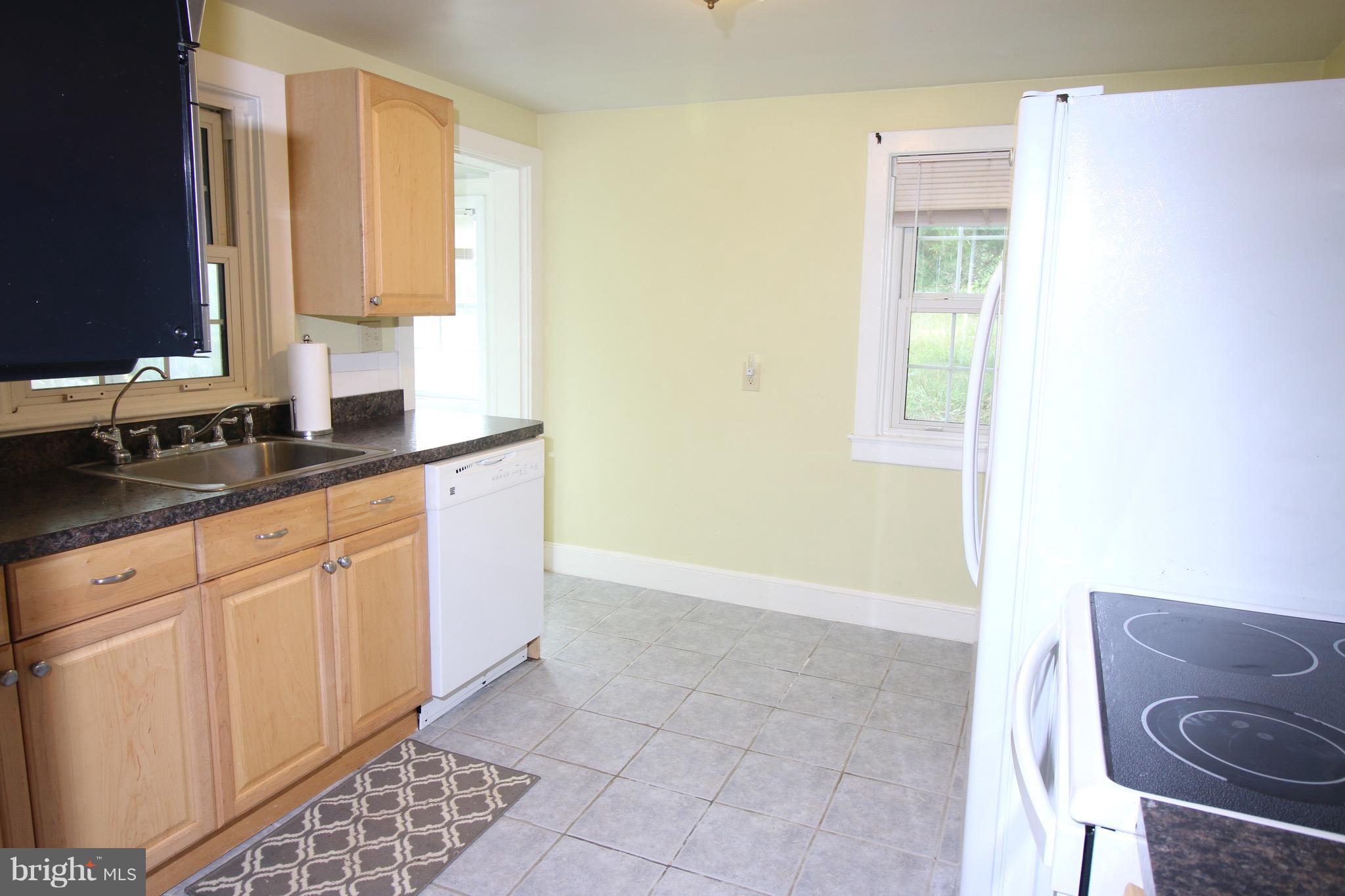 596 Back Mountain Road Winchester, VA 22602 - Photo 8 of 18 Kitchen