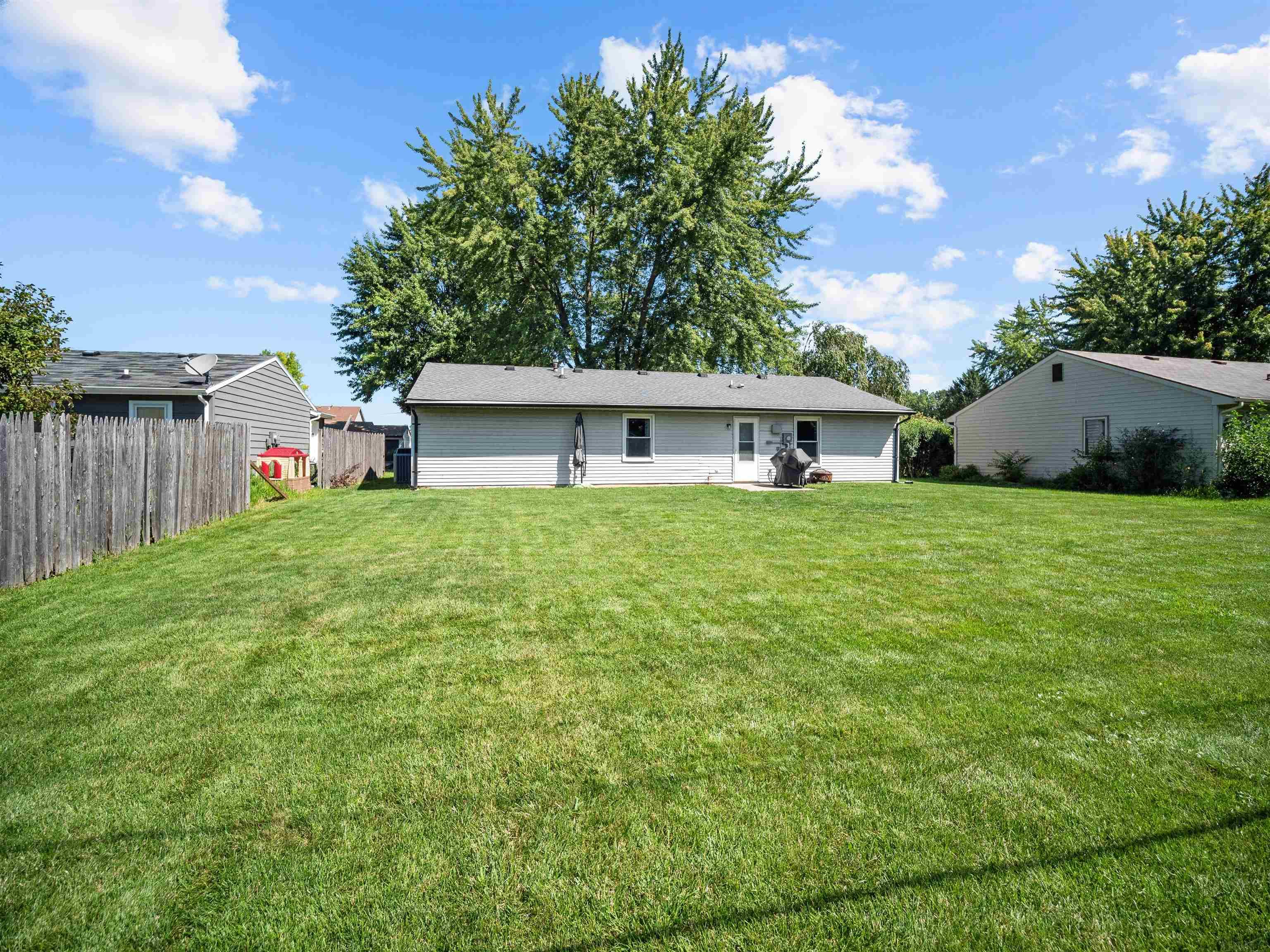 7810 Tipperary Trail Fort Wayne, IN 46815 - Photo 21 of 23