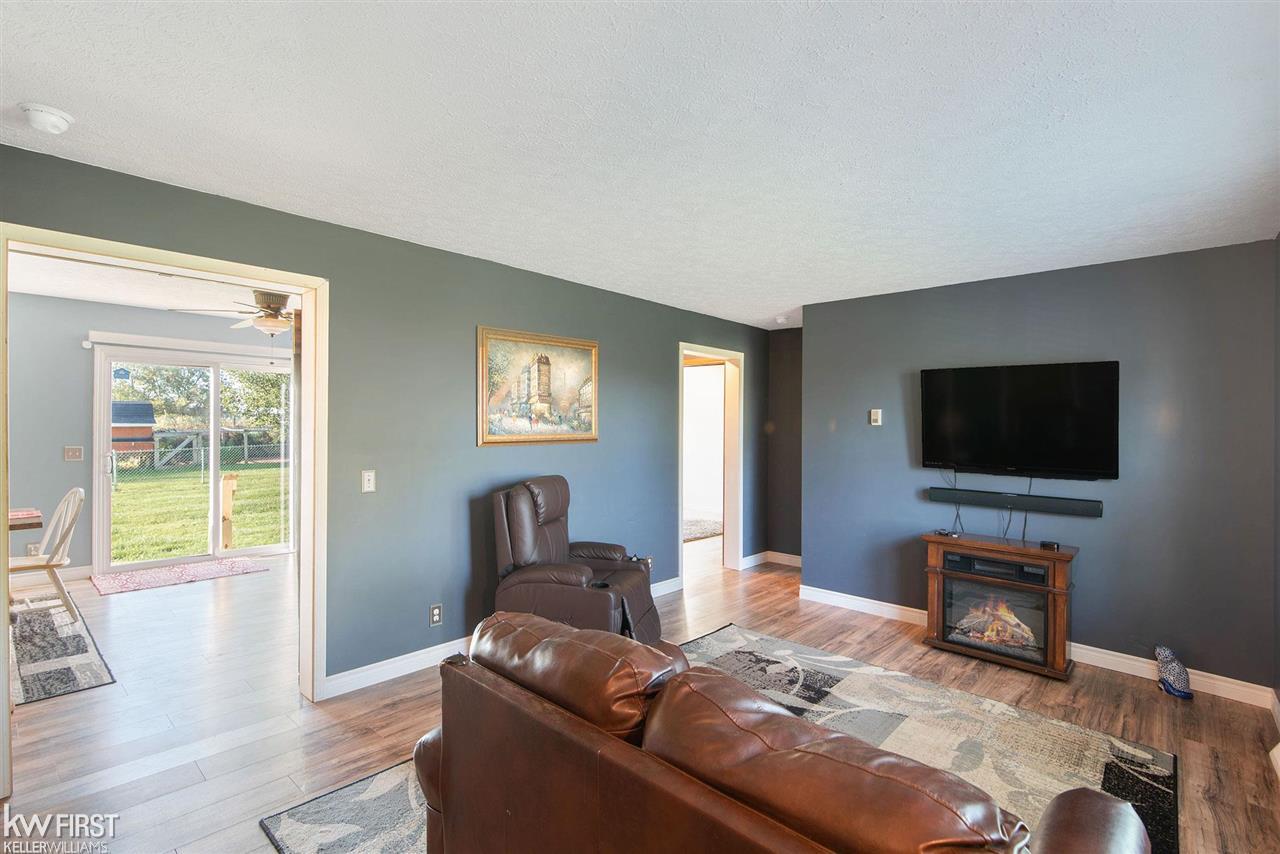 10024 Beard Road Byron, MI 48418 - Photo 14 of 44