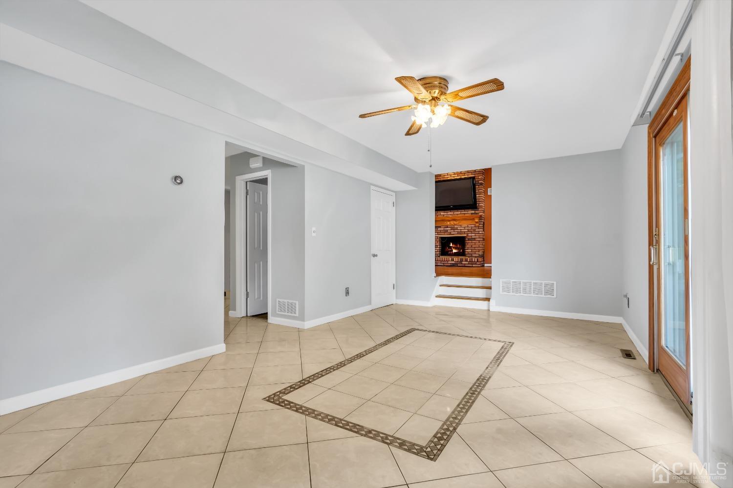 2 Greenwich Road Edison, NJ 08820 - Photo 17 of 31 a view of an empty room