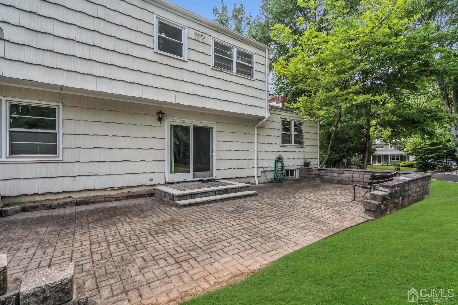 2 Greenwich Road Edison, NJ 08820 - Photo 29 of 31 a backyard of a house with outdoor seating