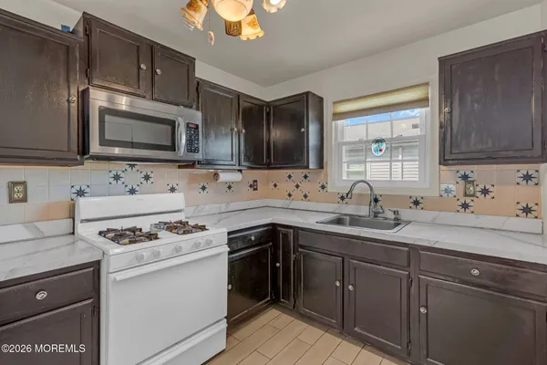 $255,000 | 148 San Carlos Street, Toms River, NJ 08757