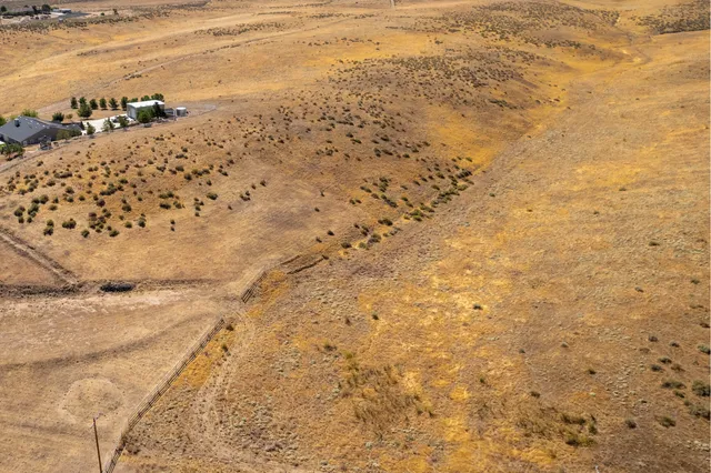 a view of ocean view with wooden floor