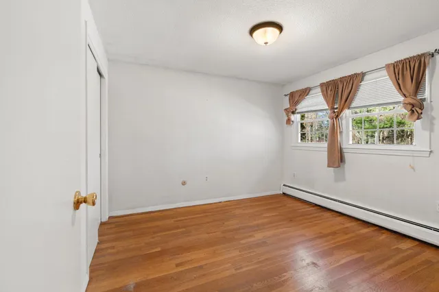 $299,900 | 22 Oliver Drive, Hudson, NH 03051