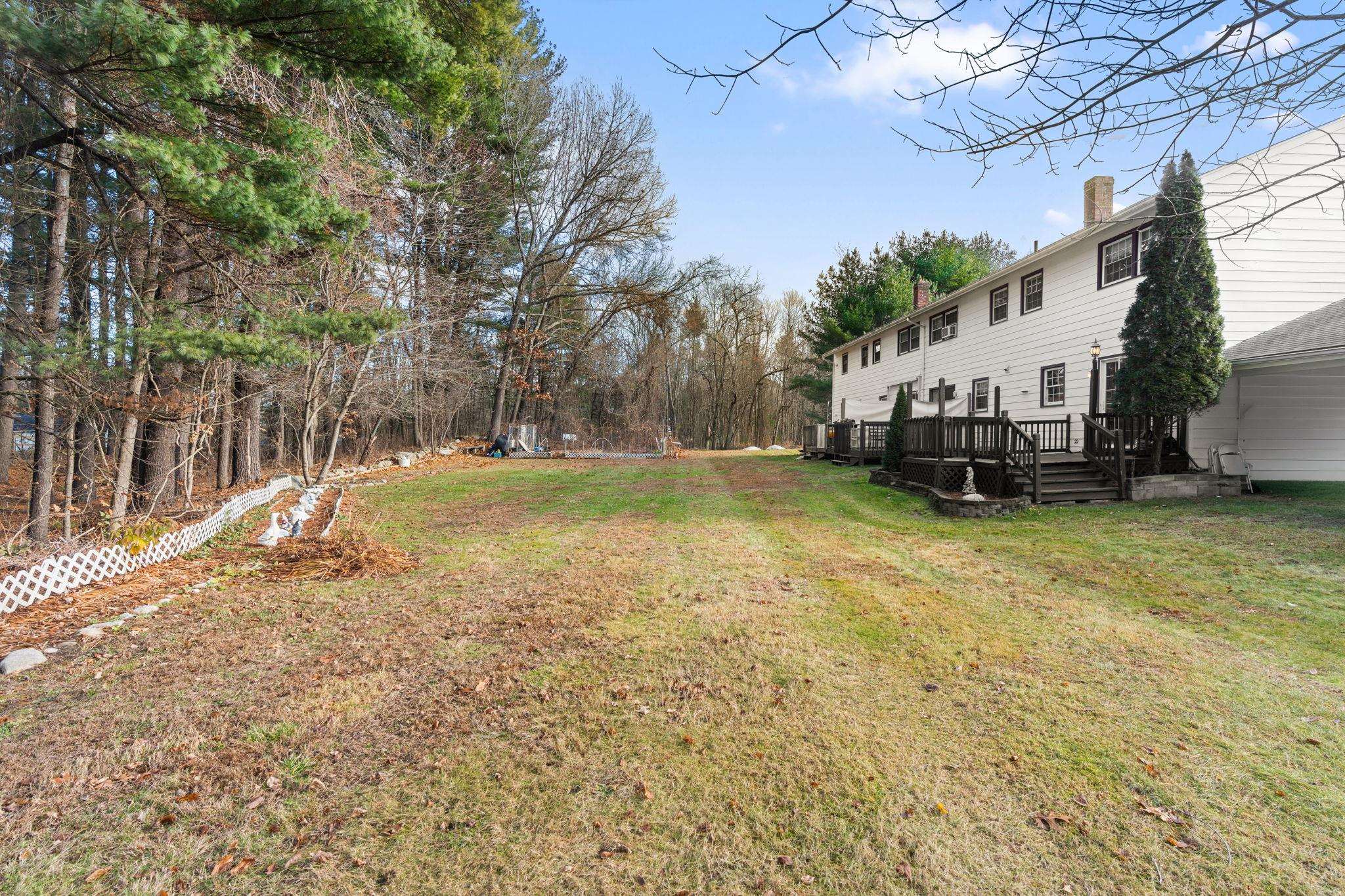 22 Oliver Drive Hudson, NH 03051 - Photo 32 of 36