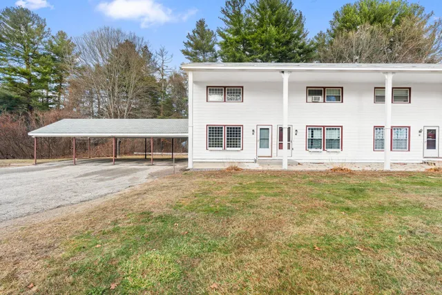 $299,900 | 22 Oliver Drive, Hudson, NH 03051