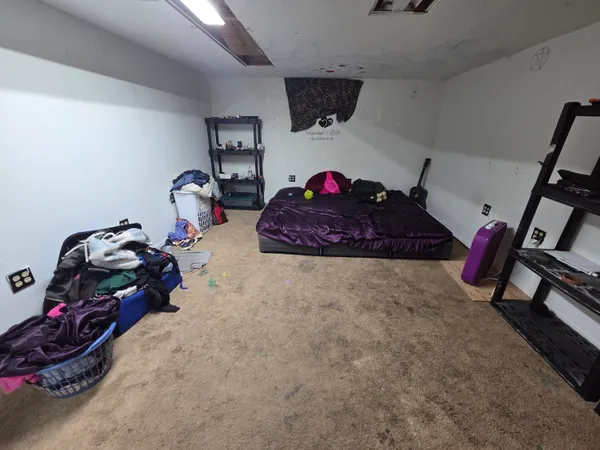 $174,900 | 158 West St Joe Street, Hillsdale, MI 49242