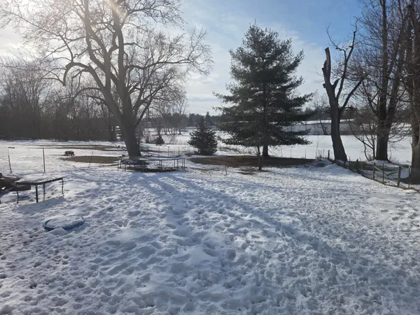 $174,900 | 158 West St Joe Street, Hillsdale, MI 49242