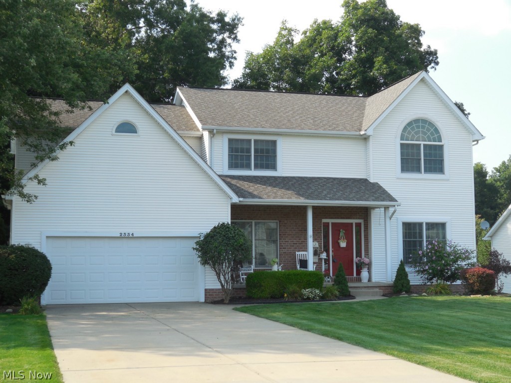 2334 Hunters Ridge Youngstown, OH 44512 - Photo 1 of 25 Gallery Image 1