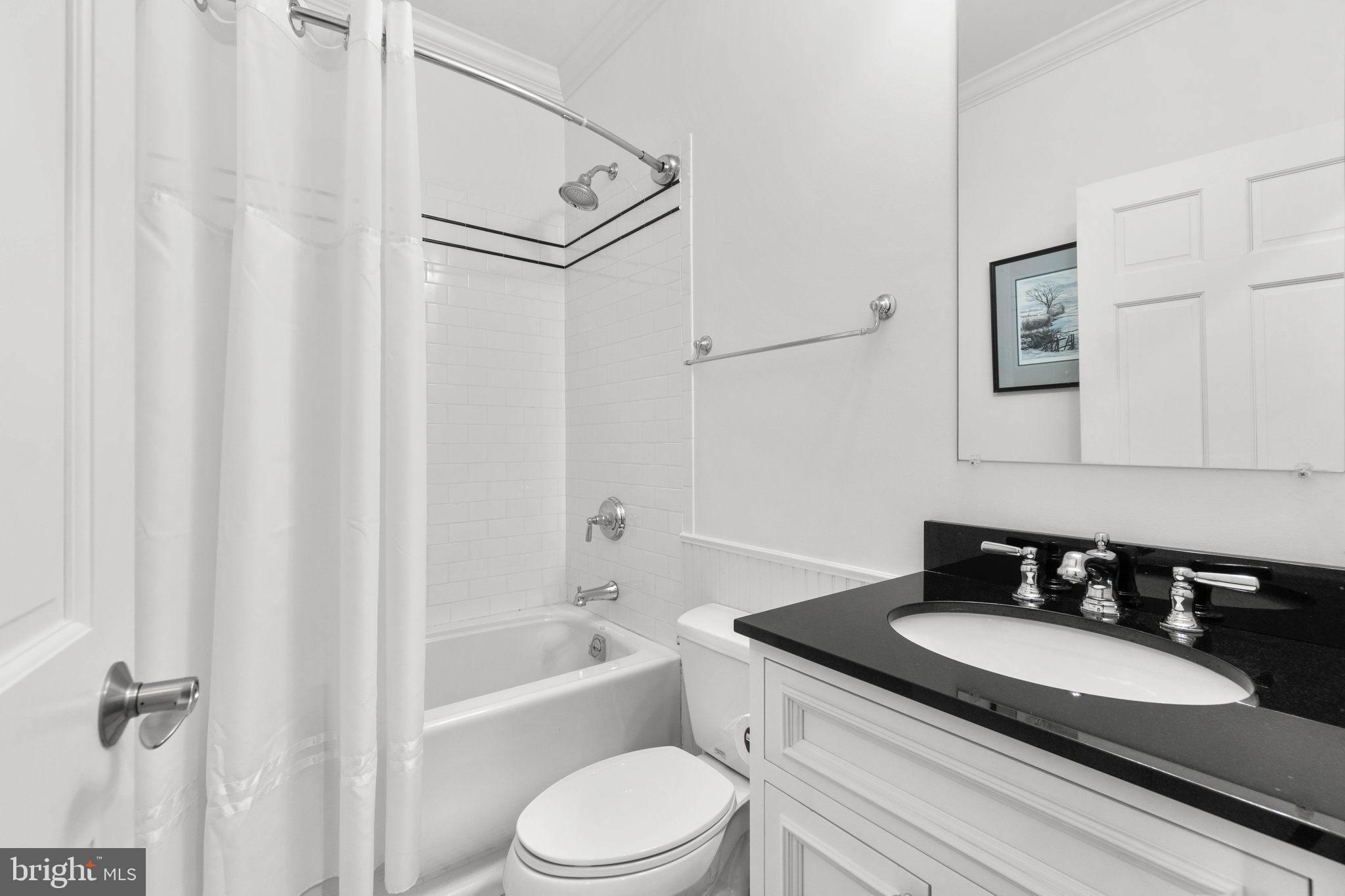 3418 Toone Street Baltimore, MD 21224 - Photo 18 of 51 Bathroom for second level bedroom one