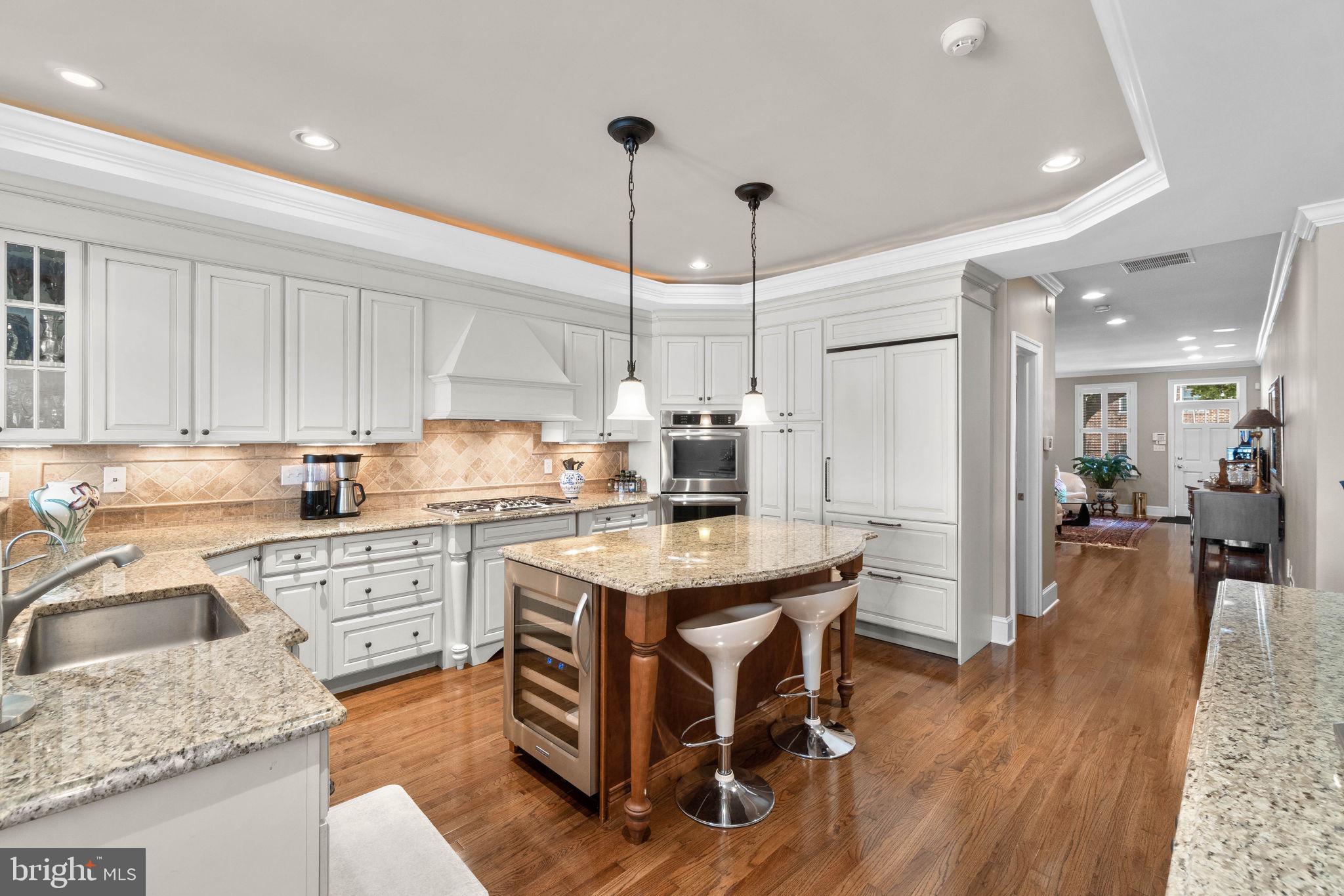 3418 Toone Street Baltimore, MD 21224 - Photo 6 of 51 Kitchen w large island