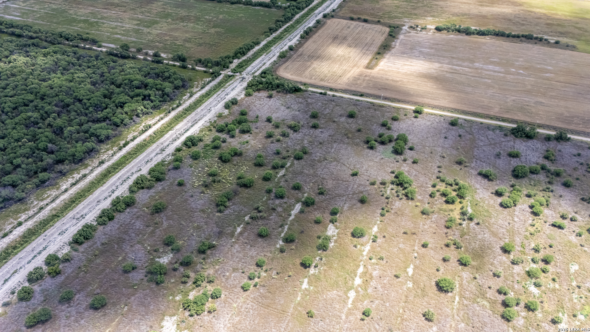355 Lowe Road Quemado, TX 78877 - Photo 9 of 14 Gallery Image 9