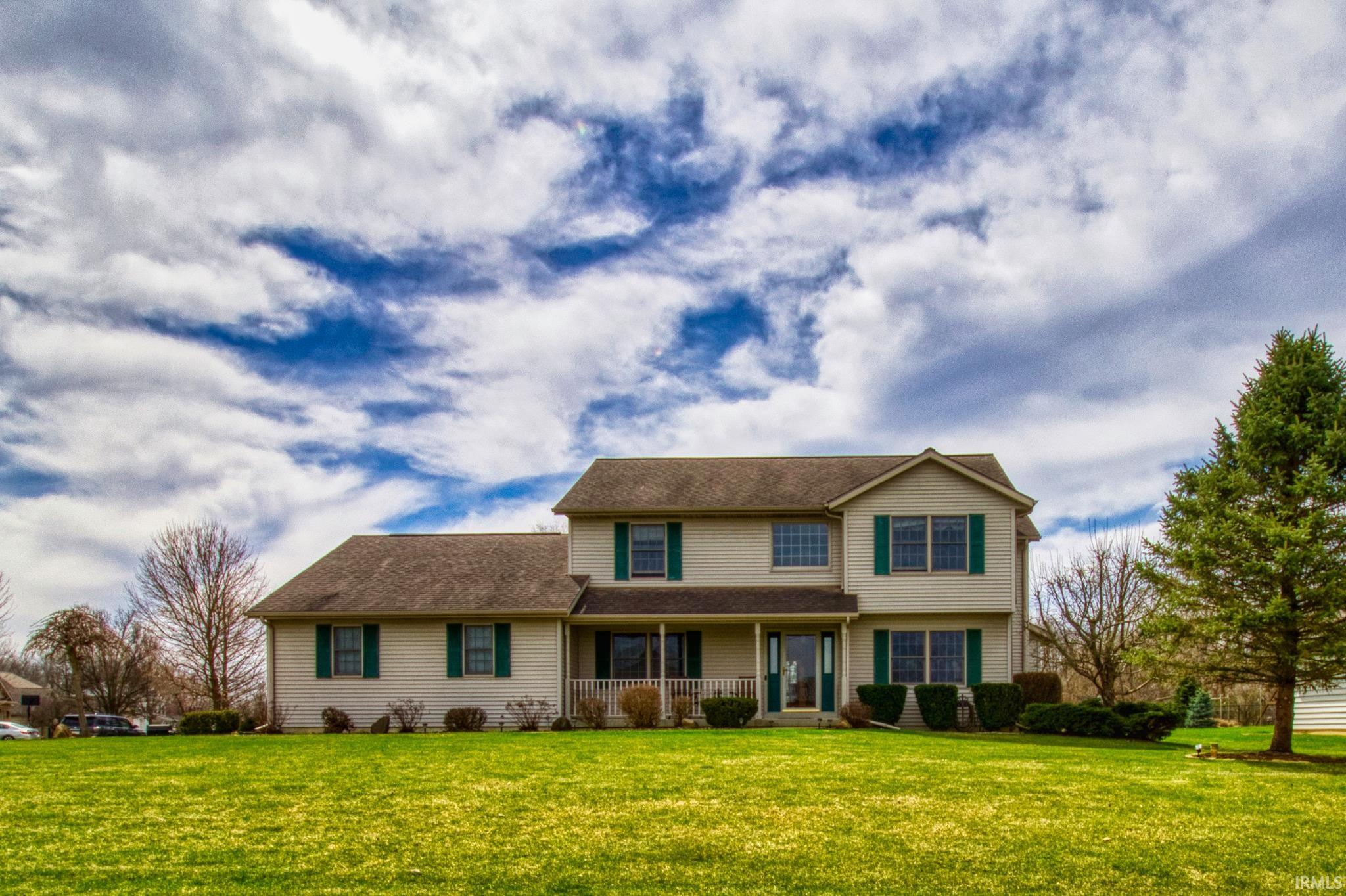 225 South Hunters Ridge Warsaw, IN 46582 - Photo 1 of 36 Gallery Image 1