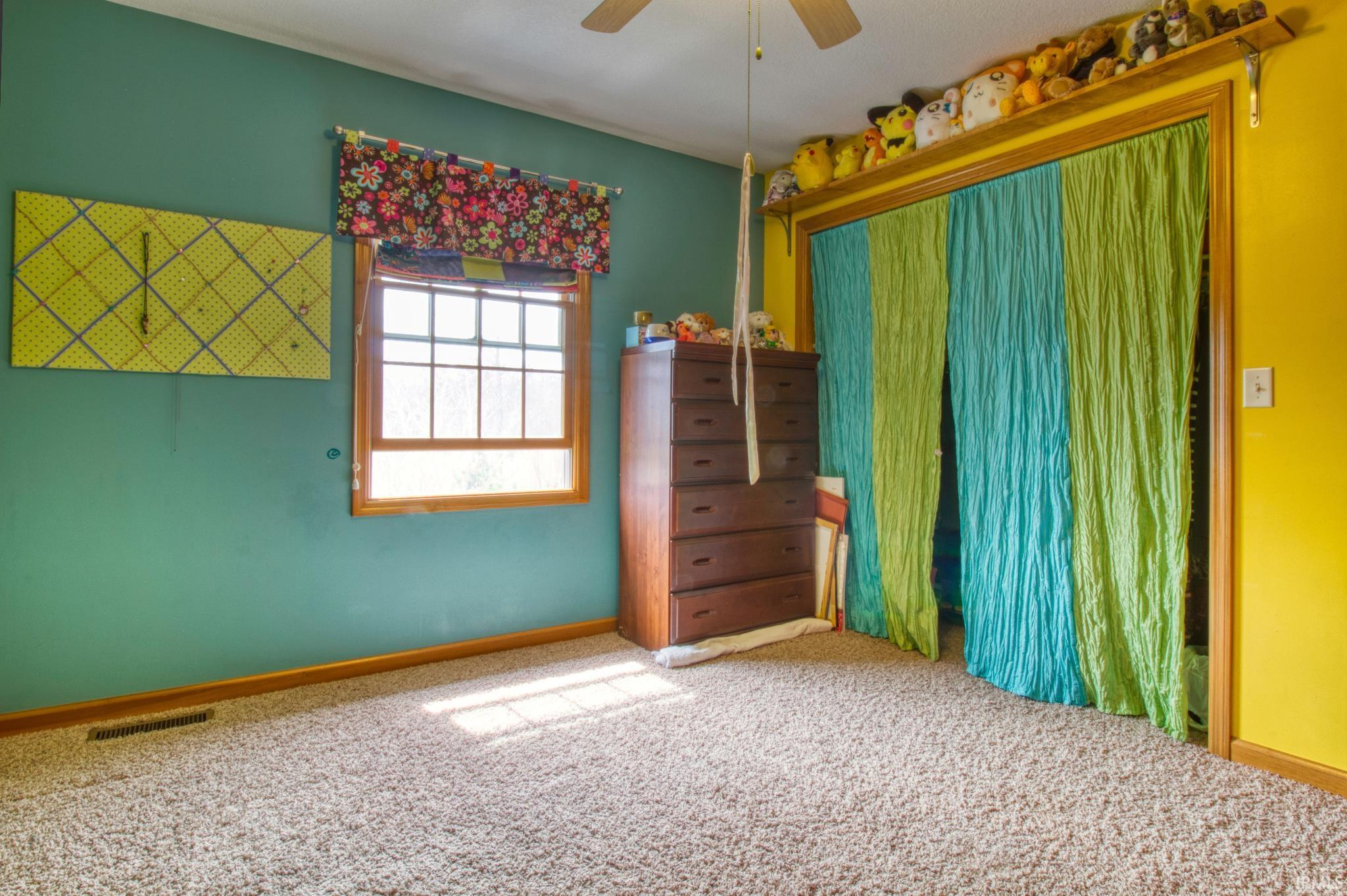 225 South Hunters Ridge Warsaw, IN 46582 - Photo 27 of 36 Gallery Image 27