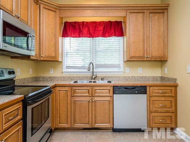 1608 Lethbridge Court Raleigh, NC 27606 - Photo 7 of 25 Gallery Image 7