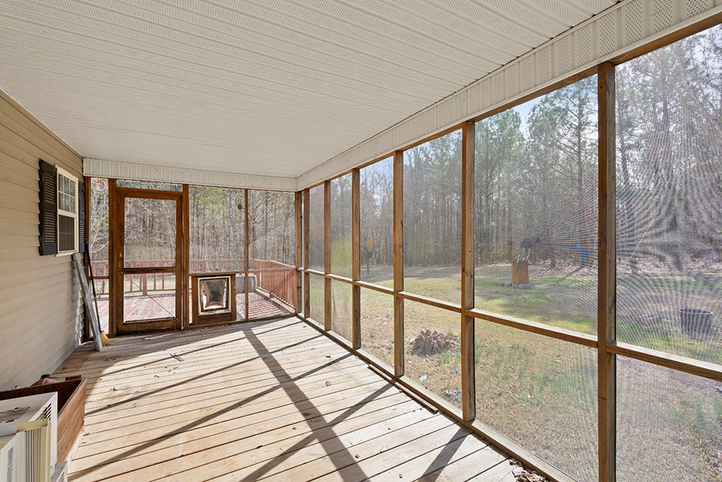 8748 Fruit Hill Road Chappells, SC 29037 - Photo 4 of 25