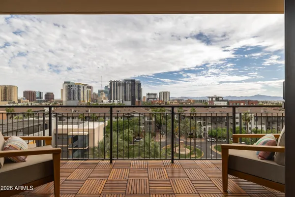 $865,000 | 200 West Portland Street, Unit 827, Phoenix, AZ 85003