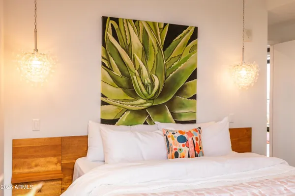 $865,000 | 200 West Portland Street, Unit 827, Phoenix, AZ 85003