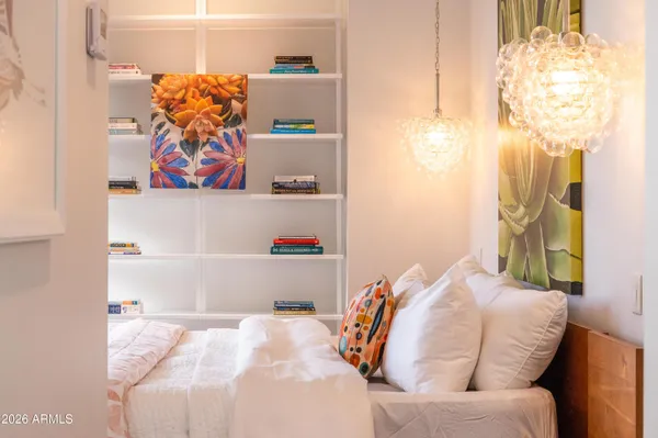 $865,000 | 200 West Portland Street, Unit 827, Phoenix, AZ 85003