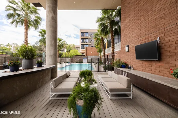 $865,000 | 200 West Portland Street, Unit 827, Phoenix, AZ 85003