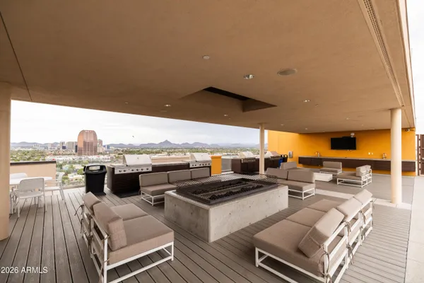 $865,000 | 200 West Portland Street, Unit 827, Phoenix, AZ 85003