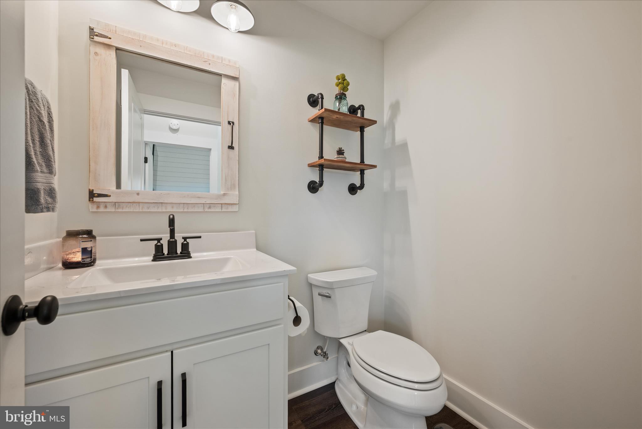 886 Middle Fork Road Cross Junction, VA 22625 - Photo 34 of 80 Bathroom