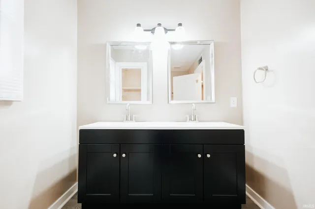 $259,900 | 514 Lewis Avenue, Evansville, IN 47714