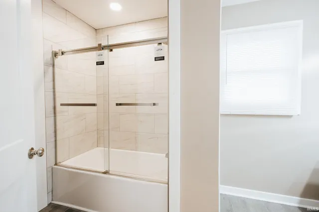 $259,900 | 514 Lewis Avenue, Evansville, IN 47714