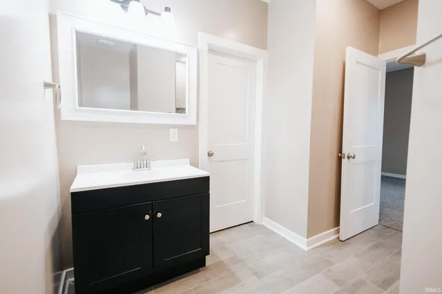 $259,900 | 514 Lewis Avenue, Evansville, IN 47714