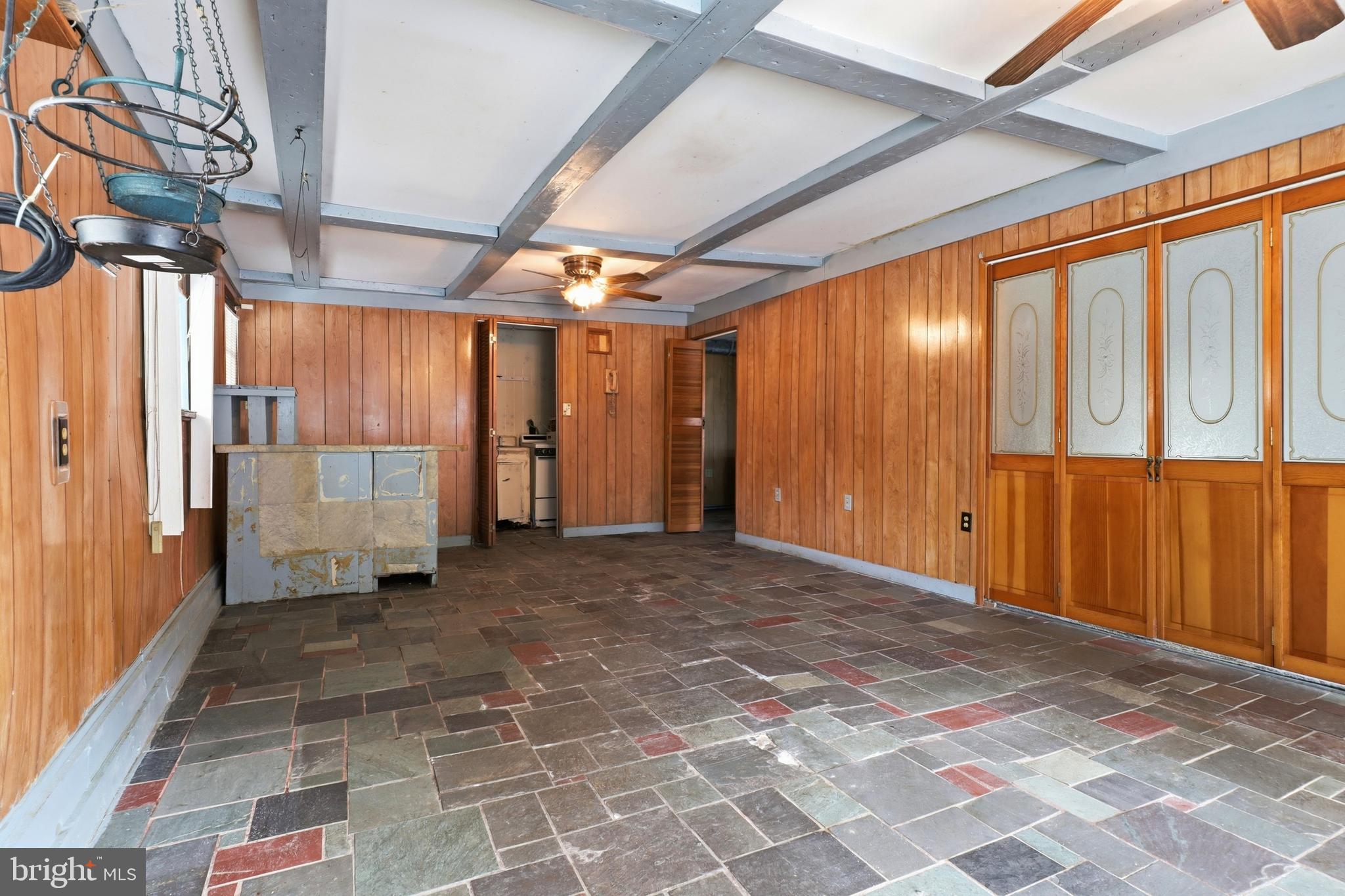 374 Maple Avenue Hanover, PA 17331 - Photo 6 of 34 Gallery Image 6