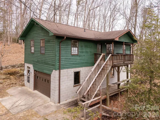 $350,000 | 752 Burnside Trail, Unit 32, Hendersonville, NC 28792