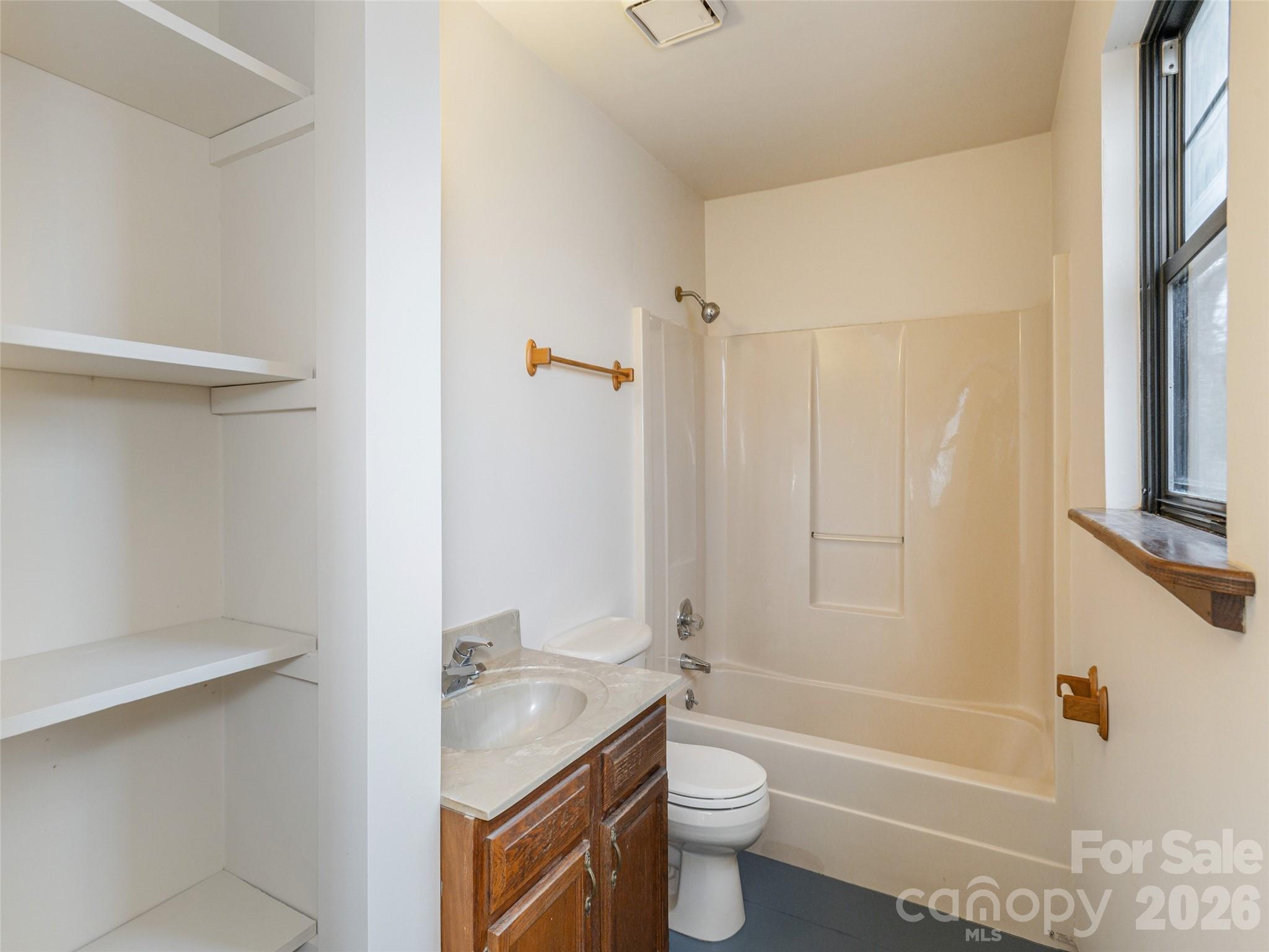 752 Burnside Trail, Unit 32 Hendersonville, NC 28792 - Photo 11 of 23