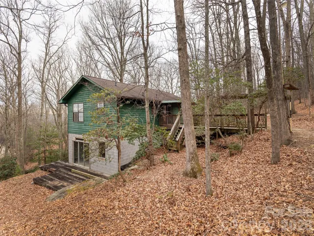 $350,000 | 752 Burnside Trail, Unit 32, Hendersonville, NC 28792