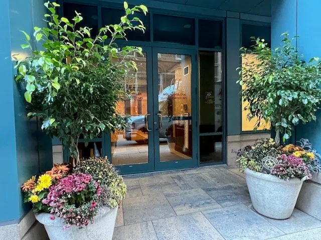 $948,000 | 1 Nassau Street, Unit 1607, Boston, MA 02111