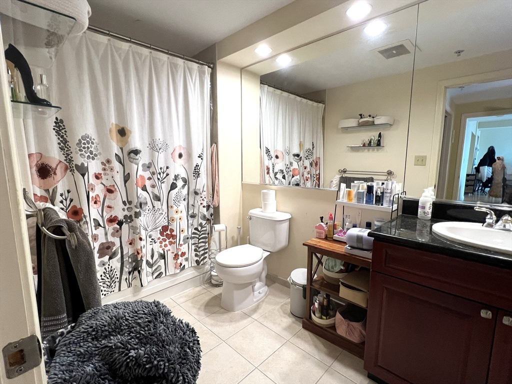 1 Nassau Street, Unit 1607 Boston, MA 02111 - Photo 5 of 17