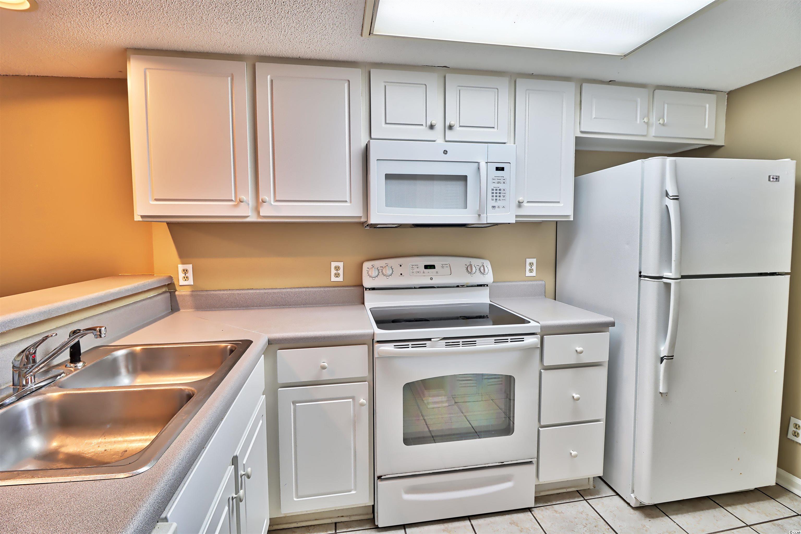 1850 Fairway Ridge Drive, Unit B Surfside Beach, SC 29575 - Photo 7 of 19 Gallery Image 7