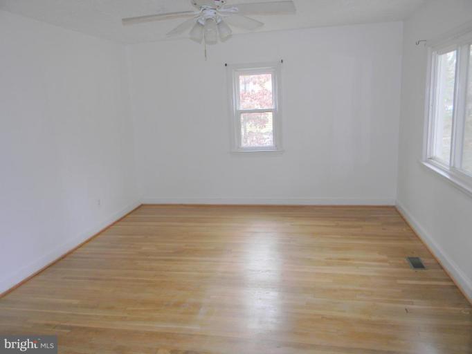 6421 Taylor Road Riverdale, MD 20737 - Photo 10 of 12 Living Room #2