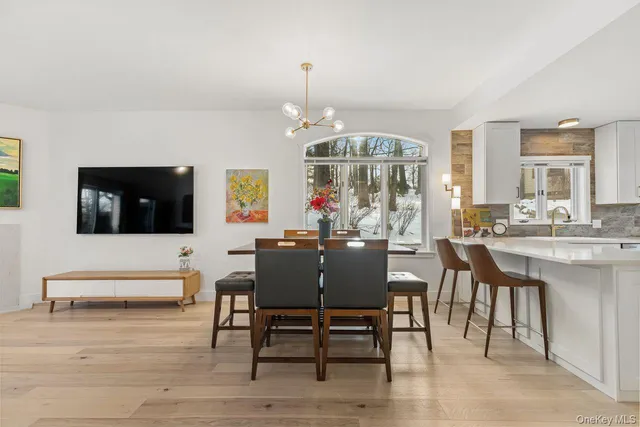 $930,000 | 811 Heritage Hills, Somers, NY 10589