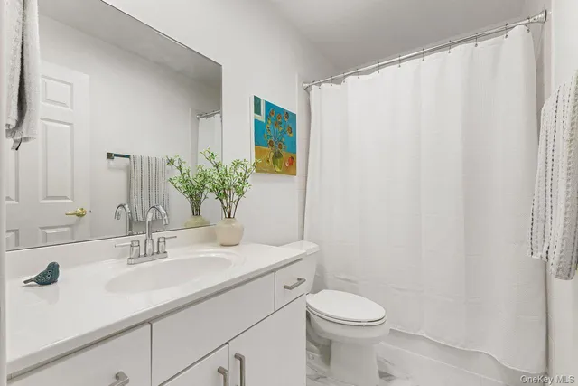 $930,000 | 811 Heritage Hills, Somers, NY 10589