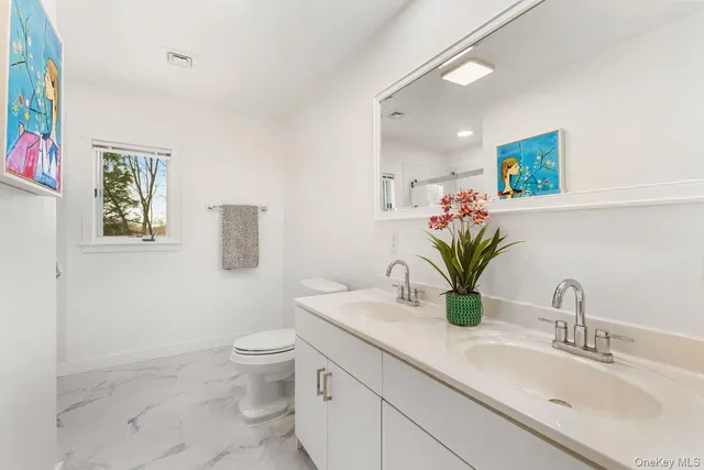 $930,000 | 811 Heritage Hills, Somers, NY 10589