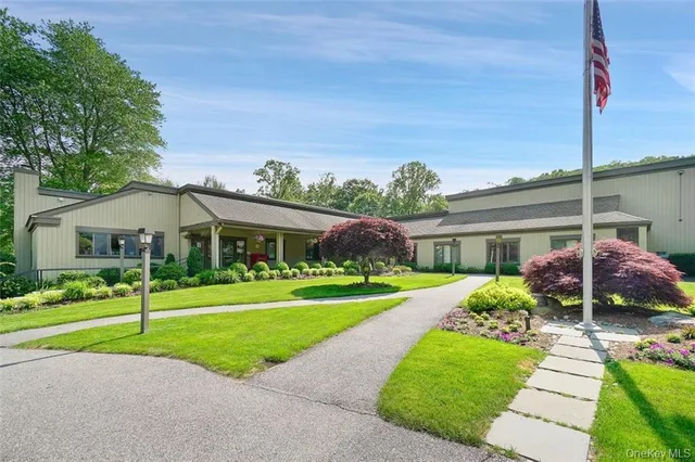 $930,000 | 811 Heritage Hills, Somers, NY 10589