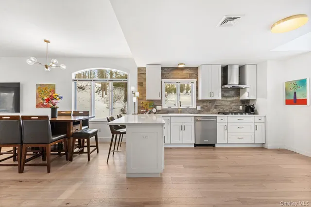 $930,000 | 811 Heritage Hills, Somers, NY 10589