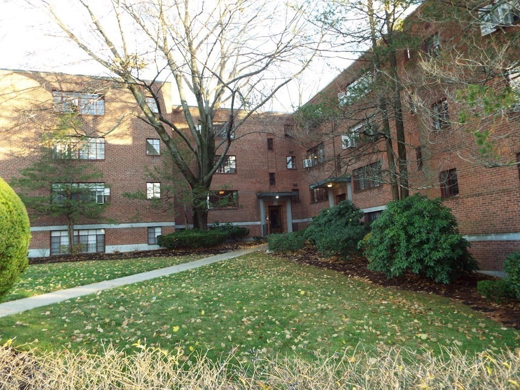 110 Evans Road, Unit 5 Boston, MA 02135 - Photo 13 of 21