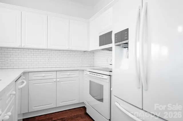 $515,000 | 18816 Nautical Drive, Unit 3, Cornelius, NC 28031