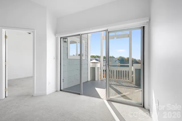 $515,000 | 18816 Nautical Drive, Unit 3, Cornelius, NC 28031