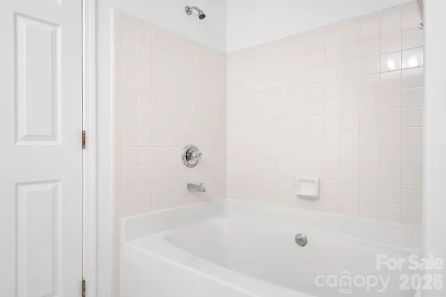 $515,000 | 18816 Nautical Drive, Unit 3, Cornelius, NC 28031